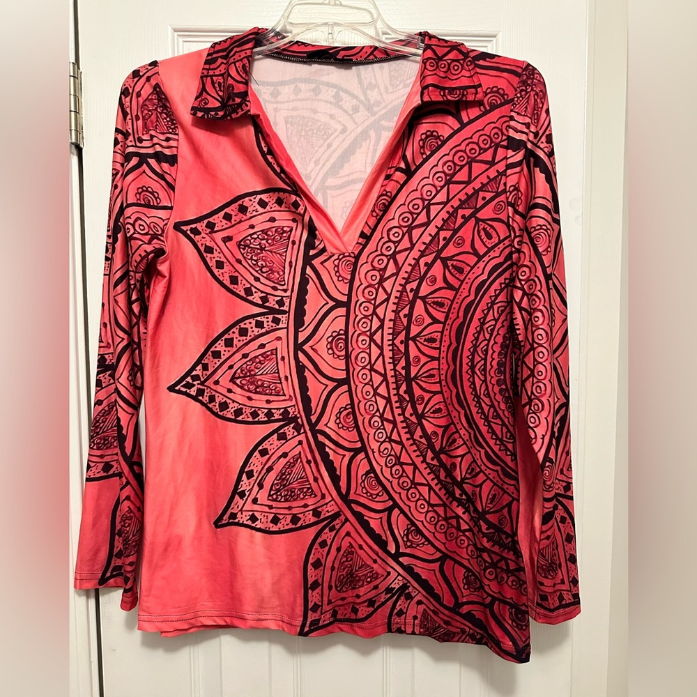 NWOT - LoveU.Dear long sleeved women’s top.